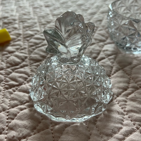 COPY - Mikasa glass pineapple trinket holder - Picture 4 of 4